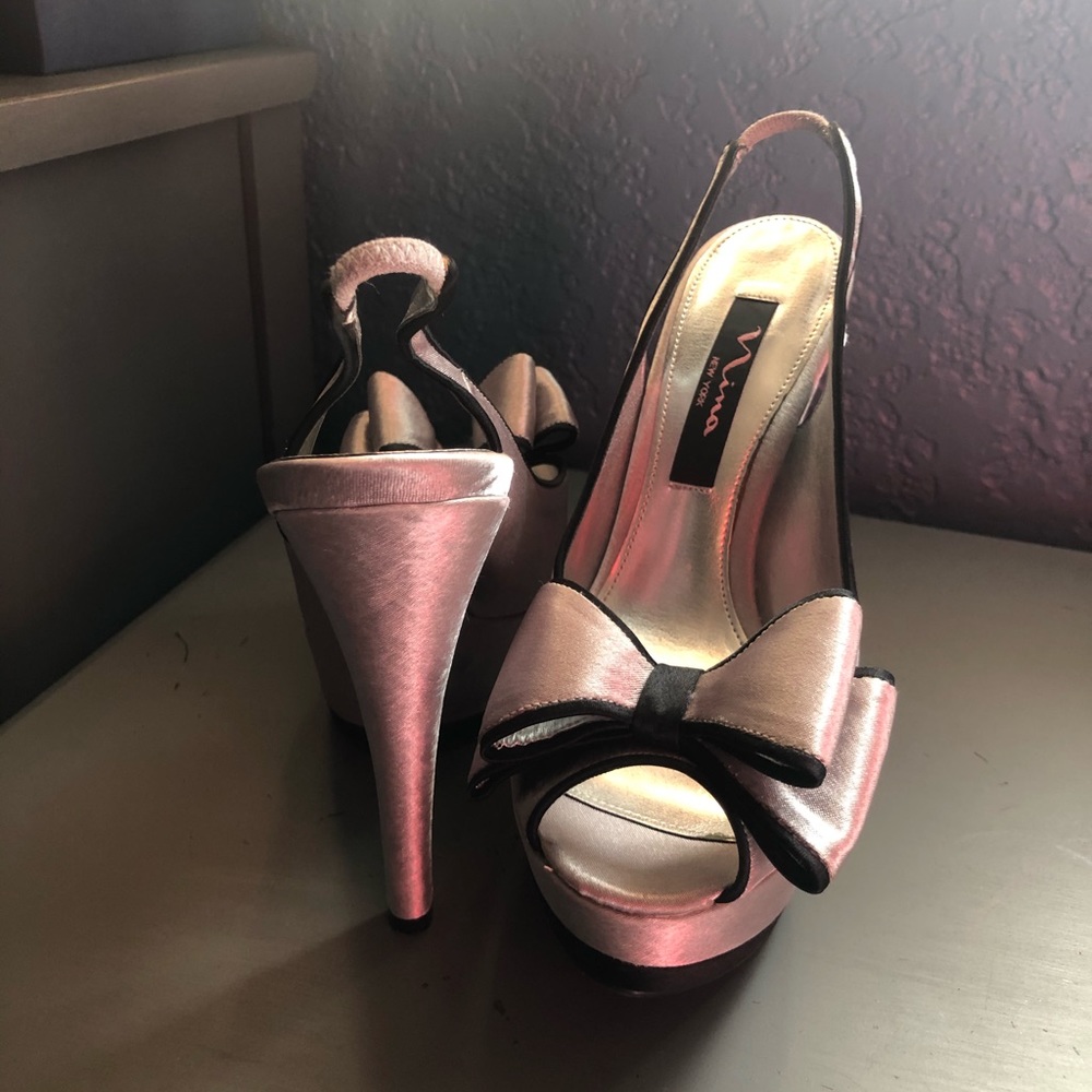 Heels - Picture 3 of 3